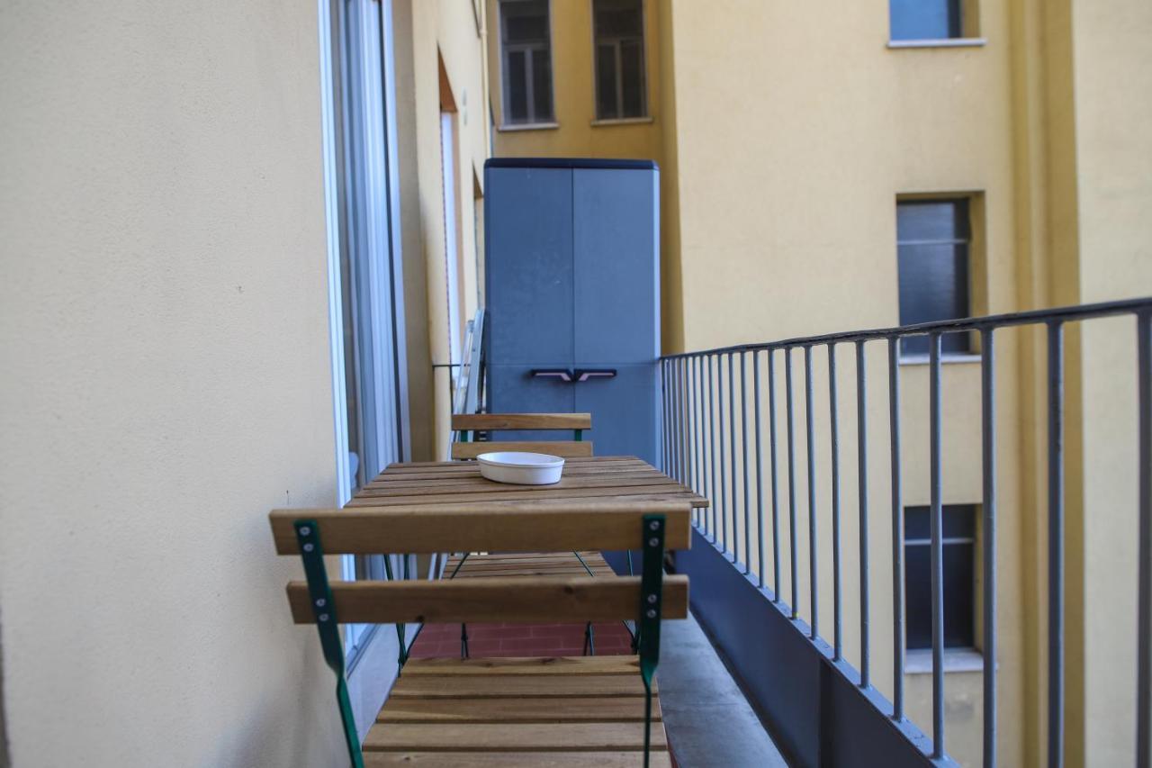 Central Apartment Close To Food And Shopping 볼로냐 외부 사진